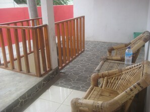 Balcony - Syifa Homestay (Gili Trawangan)