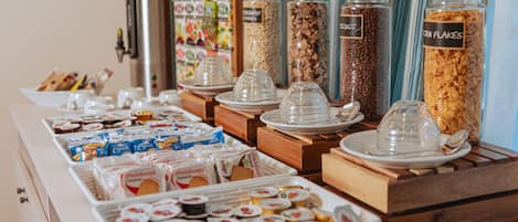 Free daily buffet breakfast