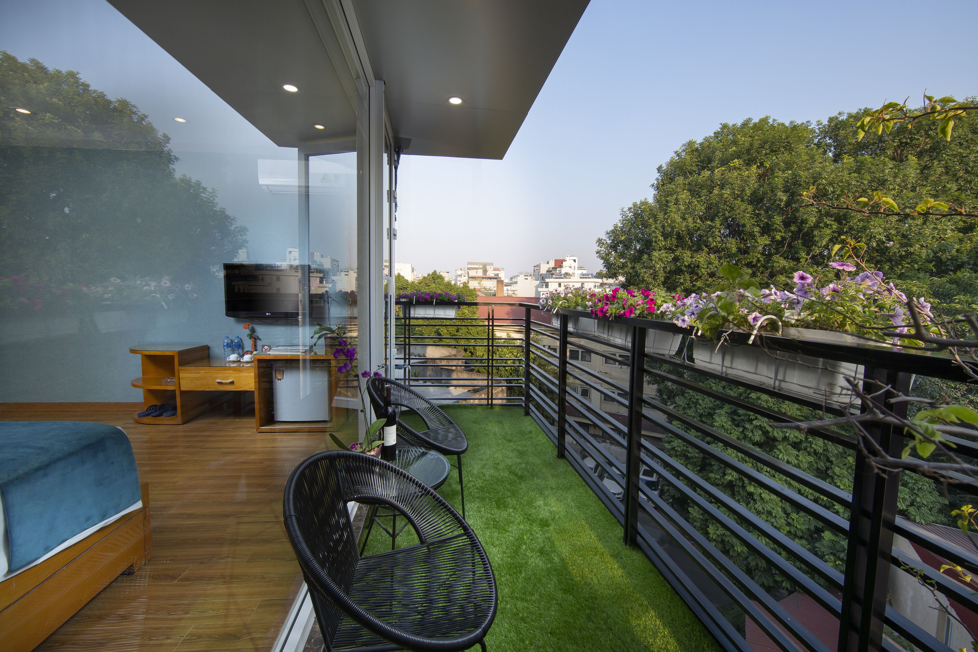 Premium Suite Large Balcony (6m2) City View | View from room