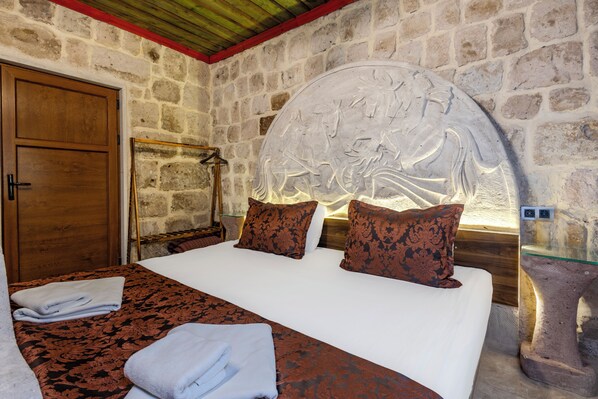 Exclusive Room | Premium bedding, in-room safe, individually decorated