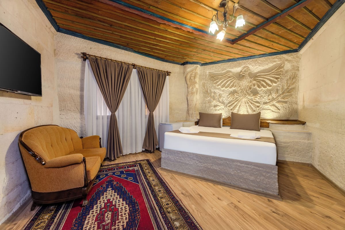 Double Room | Premium bedding, desk, blackout drapes, soundproofing