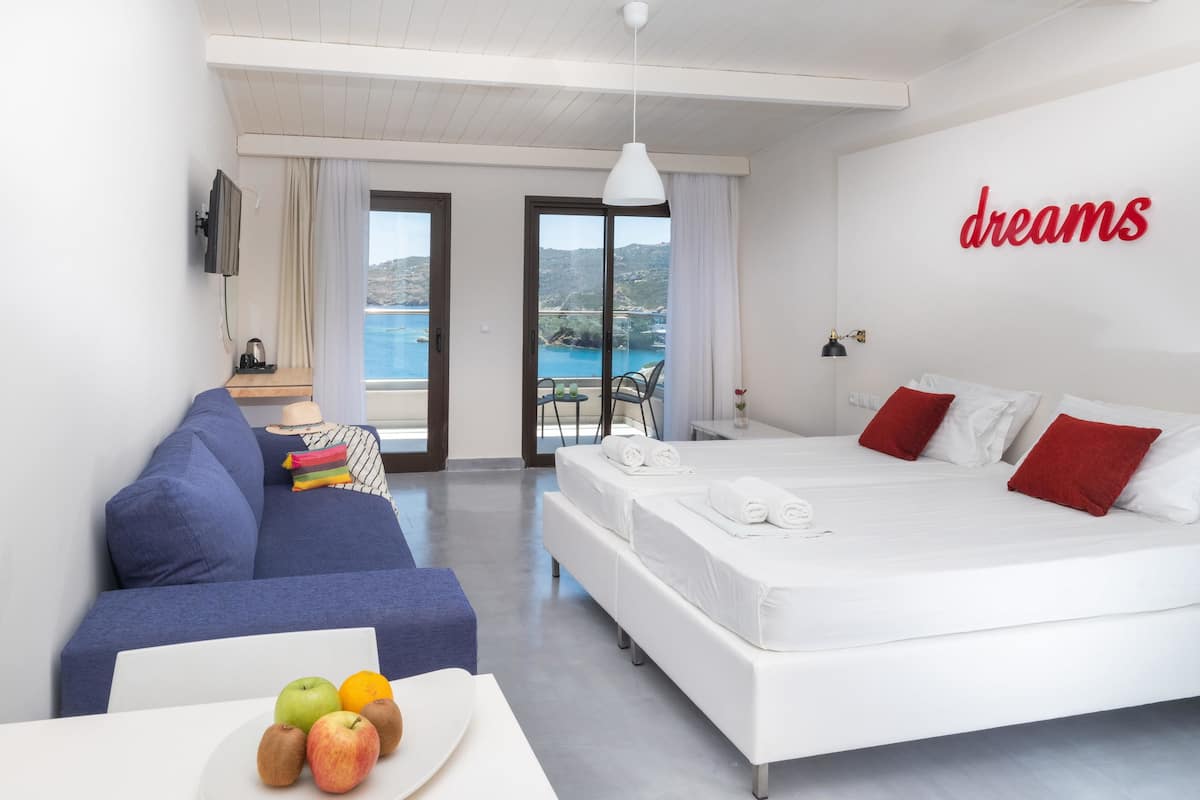 1 bedroom, blackout curtains, soundproofing, iron/ironing board