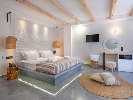 Suite (Master). Eva Mare Hotel & Suites - Adults Only
