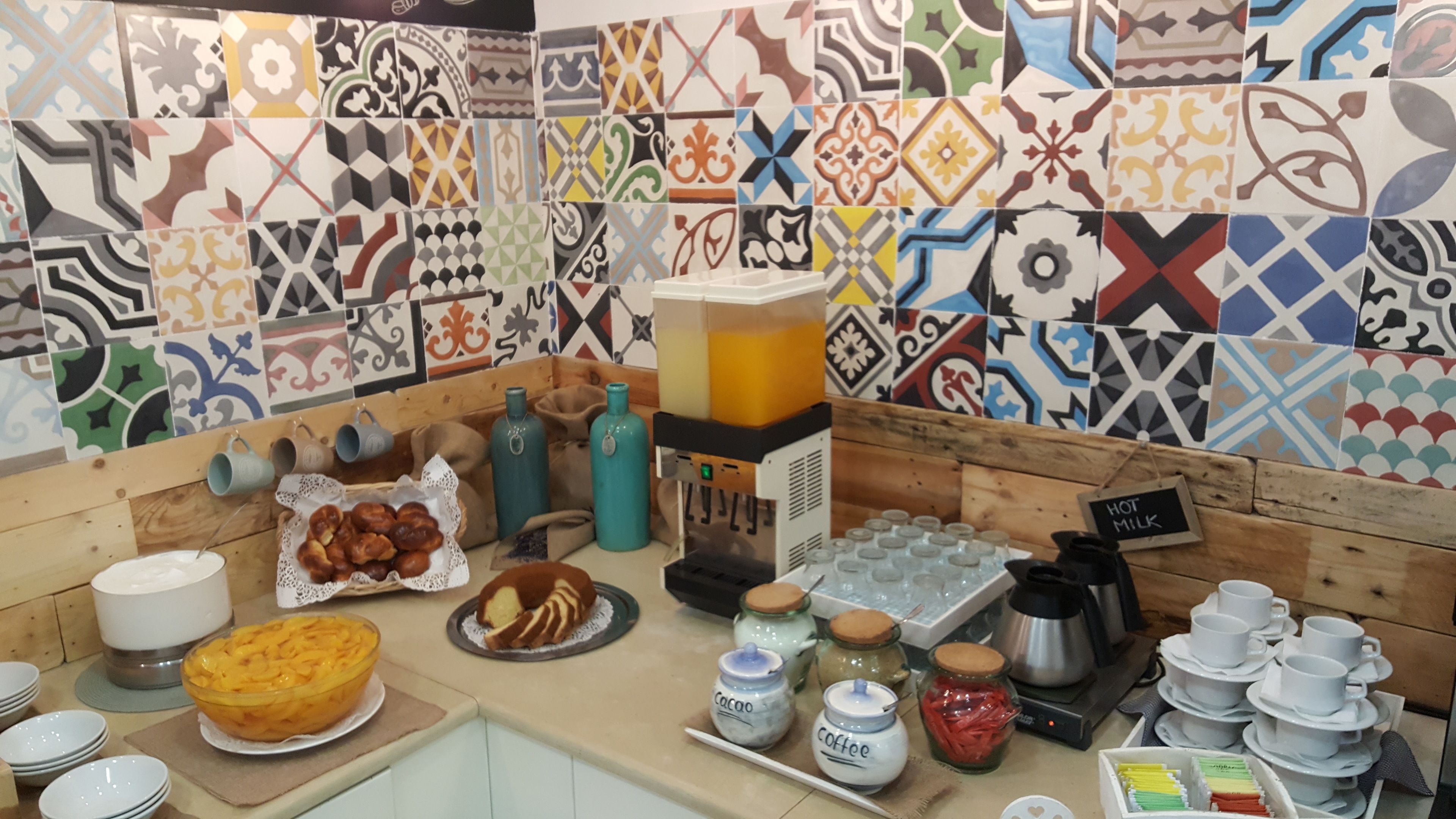 Free daily buffet breakfast