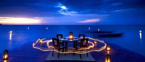 Breakfast, lunch served; international cuisine, al fresco dining