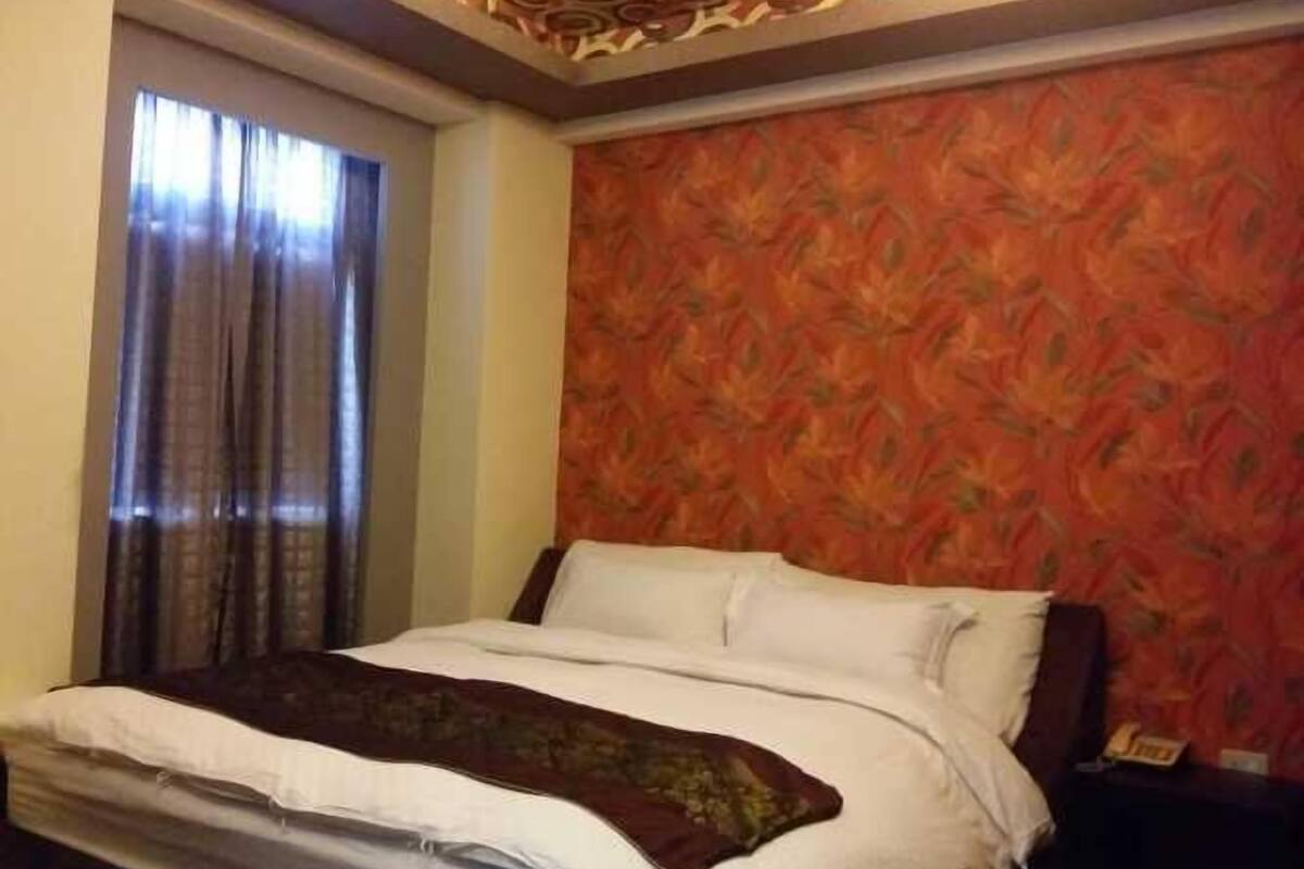 Habitación doble clásica | Decoración personalizada, muebles diferentes, camas extra y wifi gratis