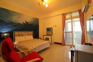 Individually decorated, individually furnished, desk, blackout drapes - Merry House (Hengchun)