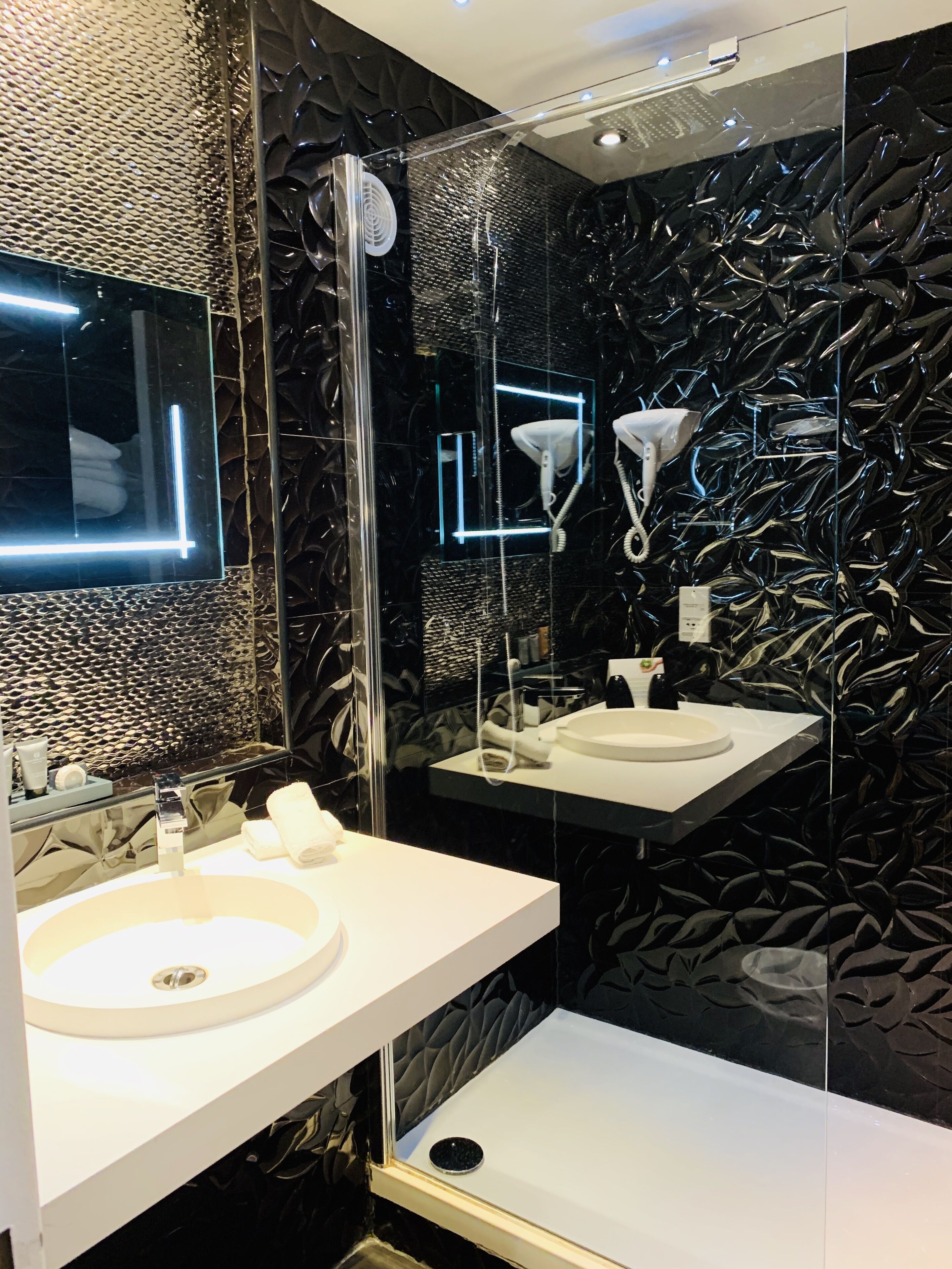 Photo - Grand Hôtel de Nîmes 4 étoiles