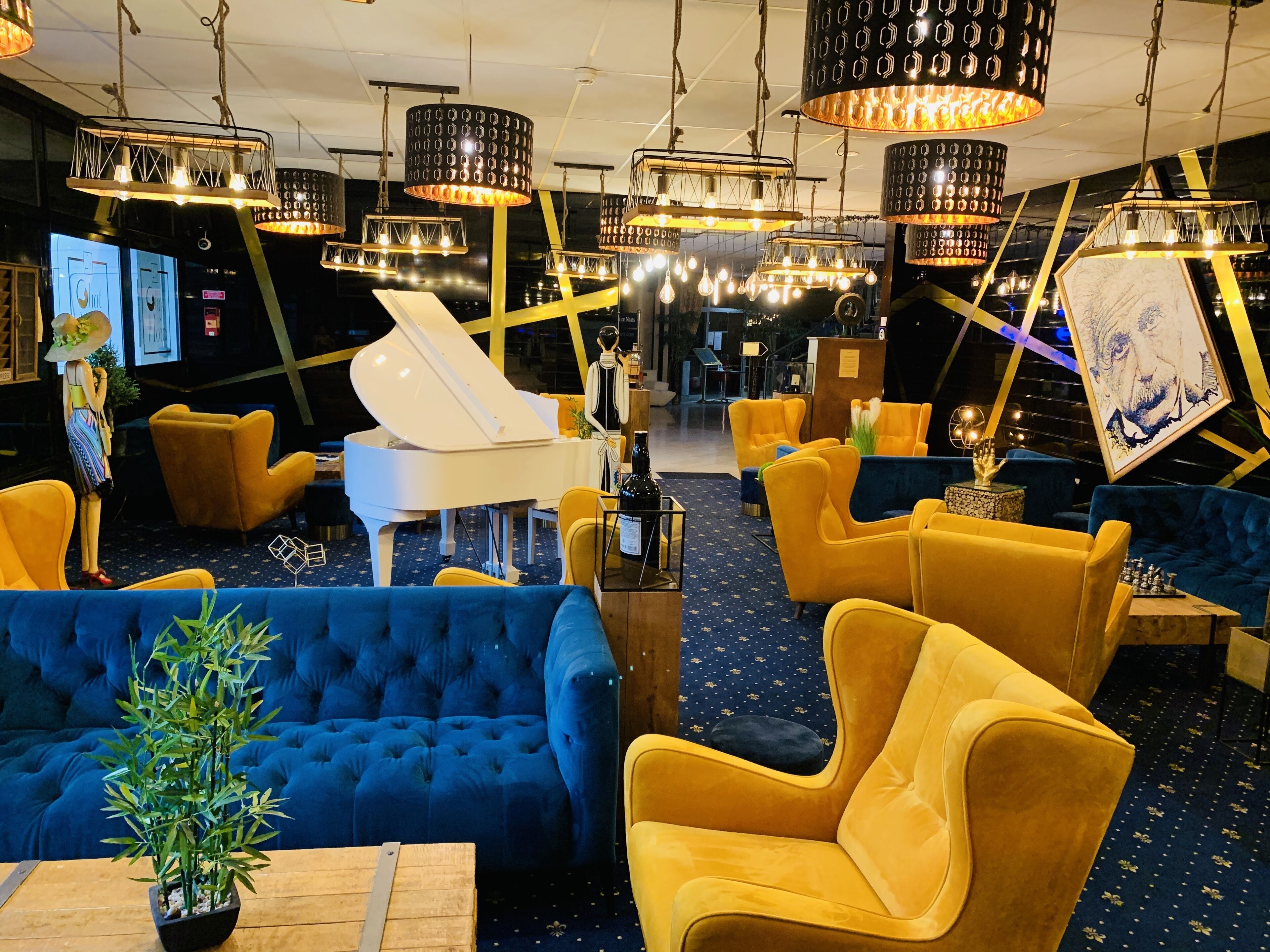 Serveert lunch en diner