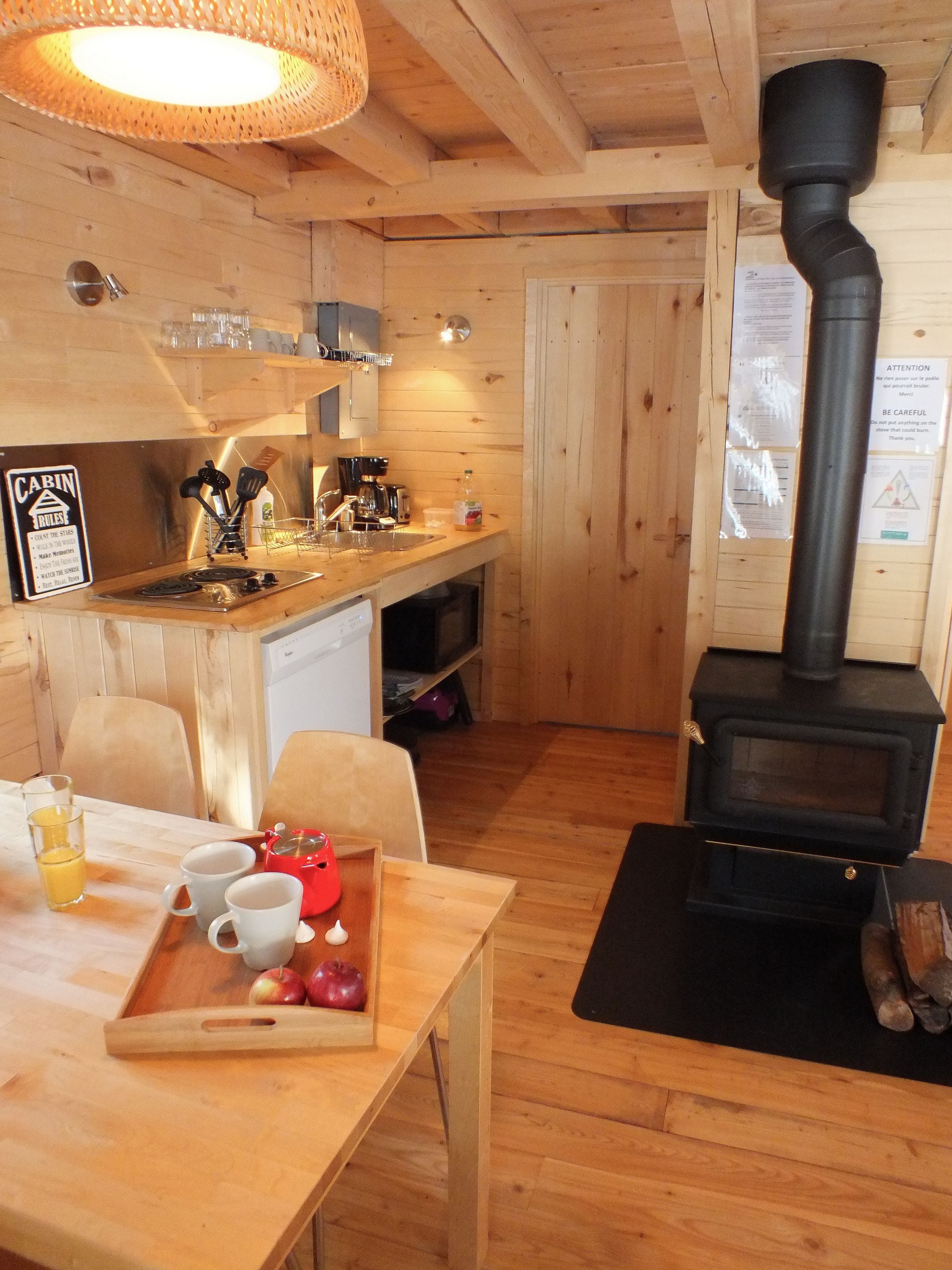 chalet, kitchen | living area