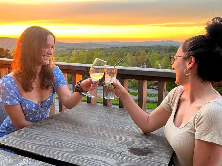 Serveert ontbijt en diner