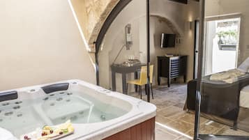 Suite, hot tub (VIP - Andromeda) | Terras