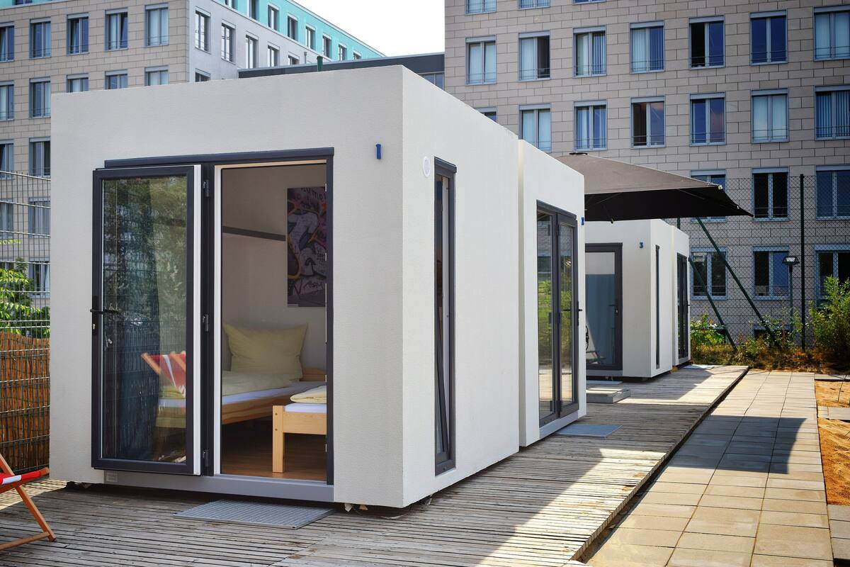 City Room (2 Bed Cube) | WiFi (free), bed sheets