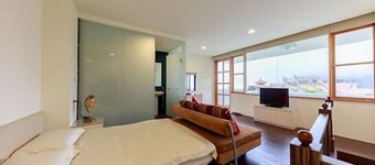 Light Dew Bed and Breakfast