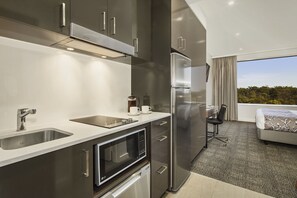 In-room safe, desk, laptop workspace, blackout curtains - Quest Kings Park (West Perth)