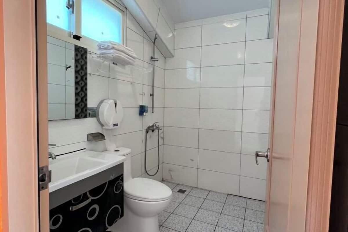 Desk, blackout curtains, free WiFi