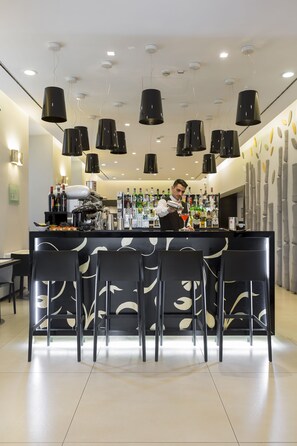 Bar (en la propiedad)