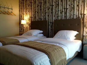 Twin Room, 2 Twin Beds, Ensuite (Chambre) - Dans Les Vignes (Chamery)