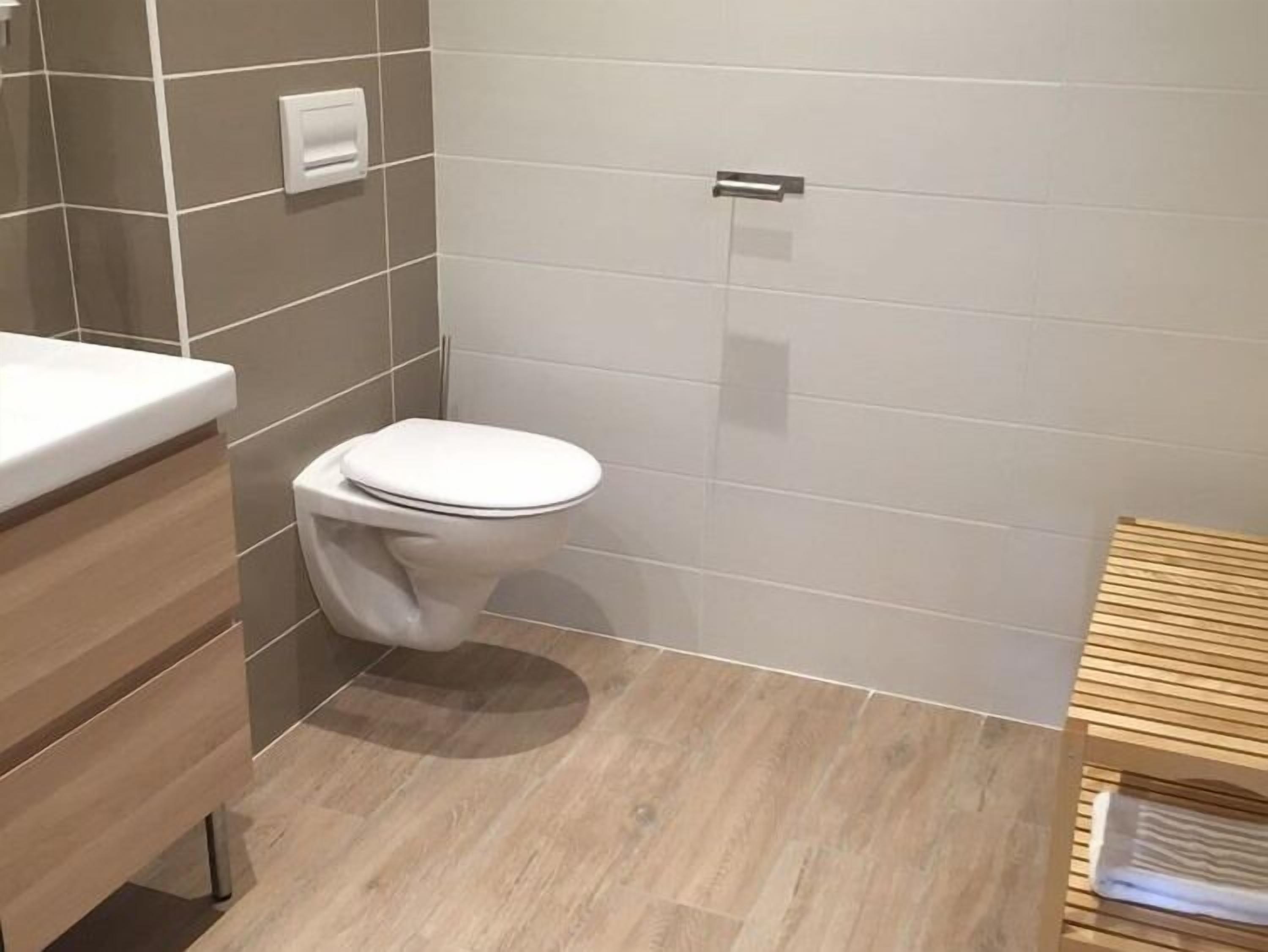 twin room, 2 single beds, ensuite (chambre) | bathroom | towels