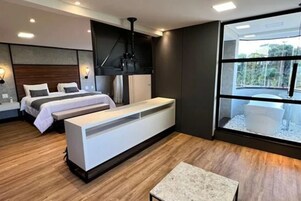 Caja de seguridad en la habitación, wifi gratis y ropa de cama 