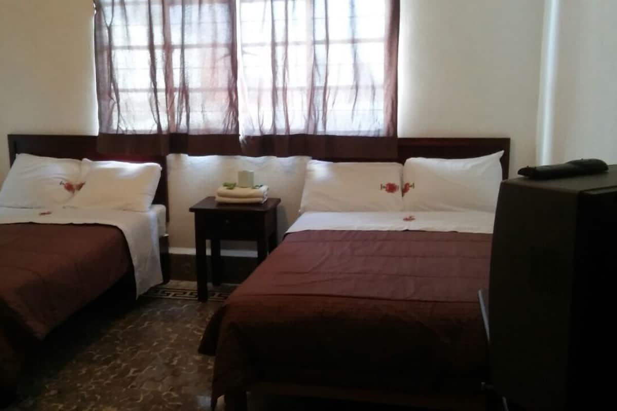 1 habitación, ropa de cama de alta calidad, edredón y wifi gratis