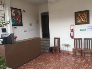 Reception - Suites Ripoll Córdoba (Córdoba)