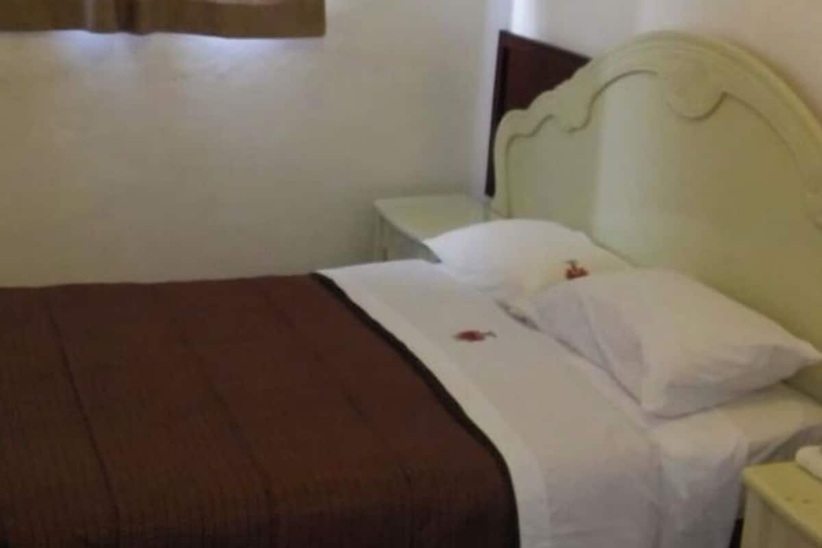 Habitación básica | 1 habitación, ropa de cama de alta calidad, edredón y wifi gratis