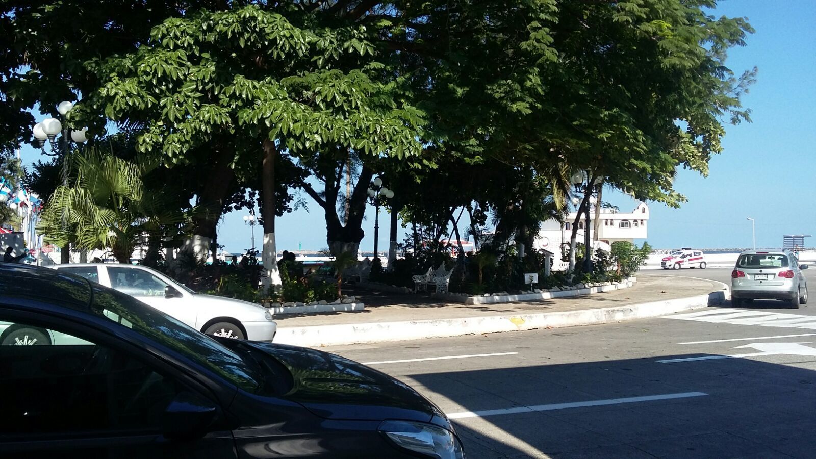 Estacionamiento (USD 5 por noche)