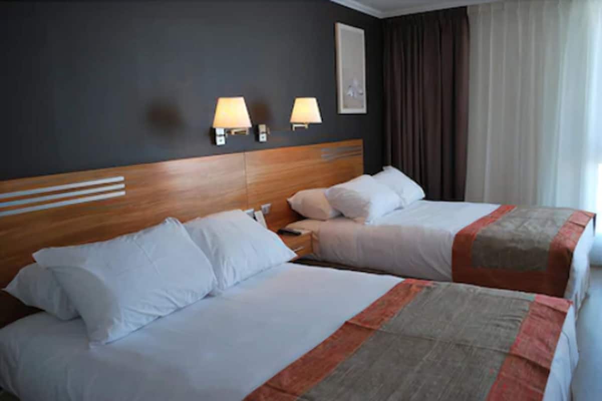 superior twin room | premium bedding, minibar, in-room safe, desk