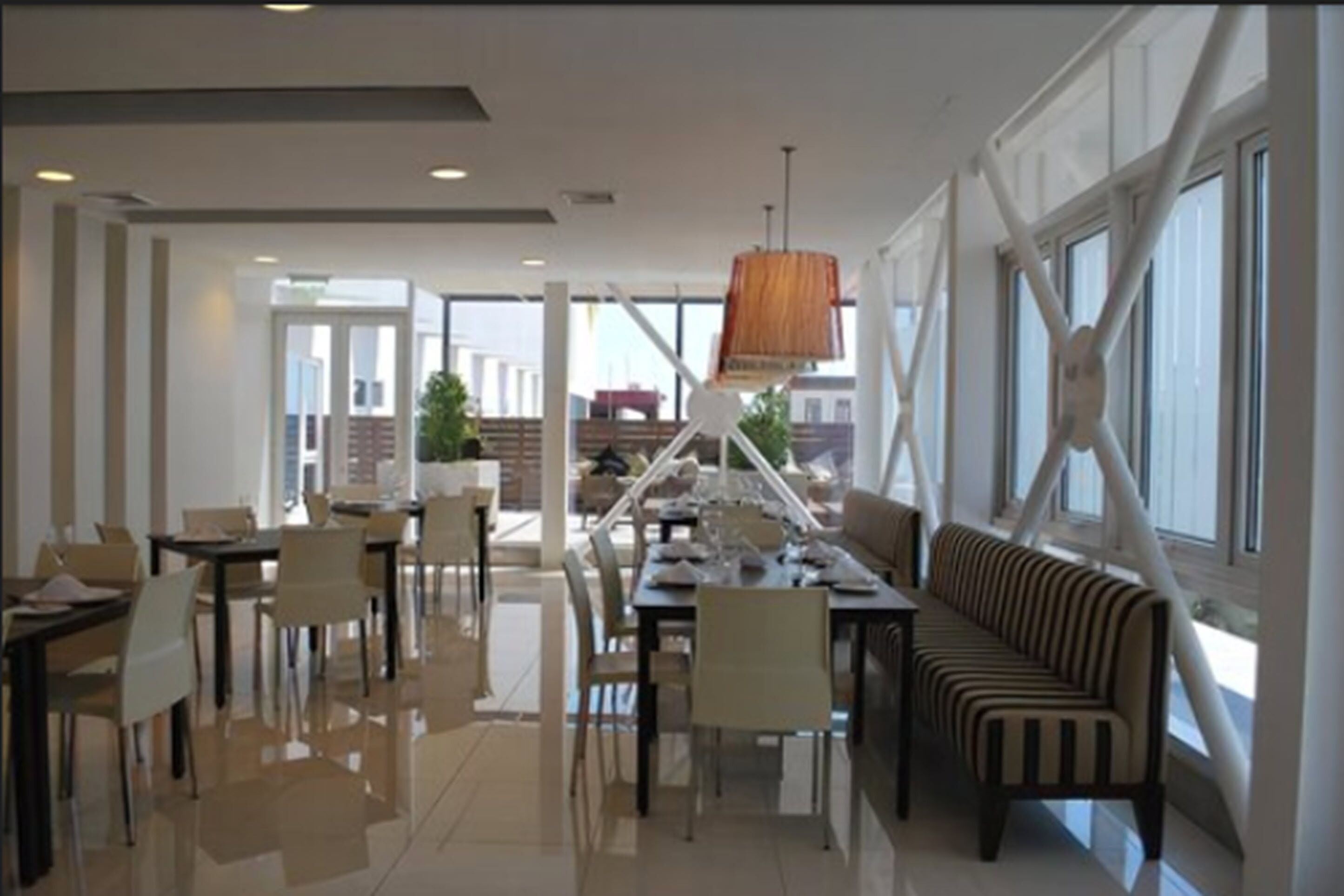 breakfast, lunch, dinner served; regional cuisine