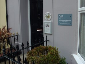 Entrée de l’hébergement