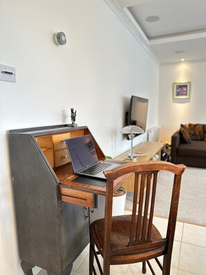 Superior-Apartment, 2 Schlafzimmer | 2 Schlafzimmer, schallisolierte Zimmer, kostenlose Babybetten