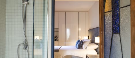Doppia Deluxe | Biancheria da letto di alta qualità, cassaforte in camera