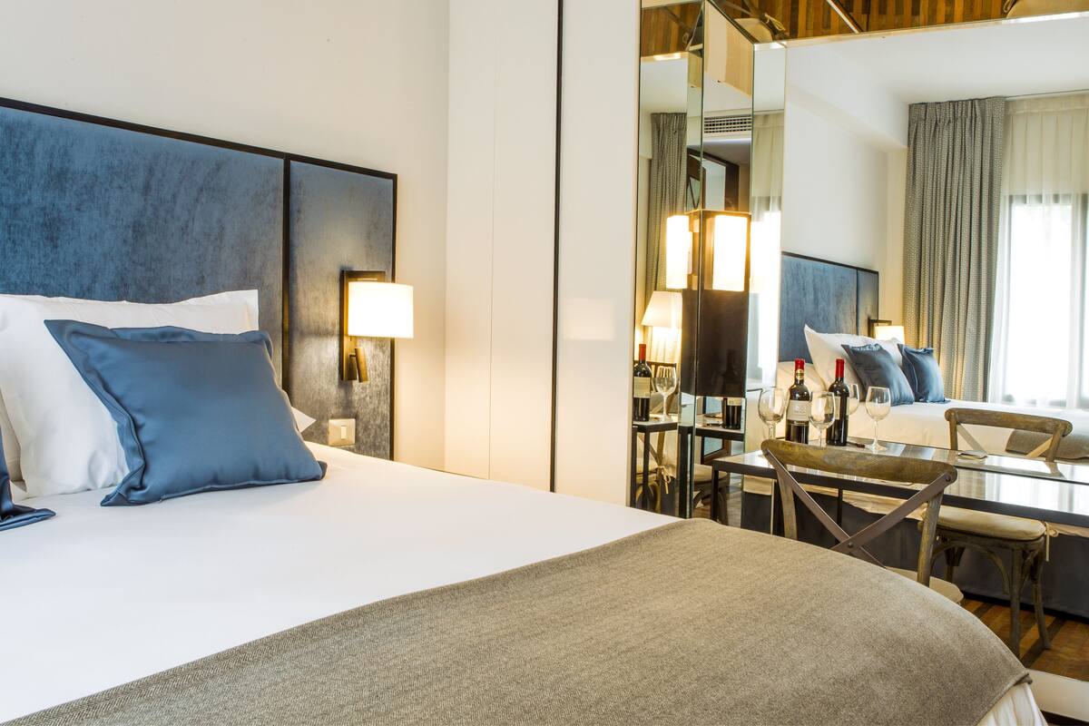 Superior Double Room | Premium bedding, in-room safe, desk, blackout curtains
