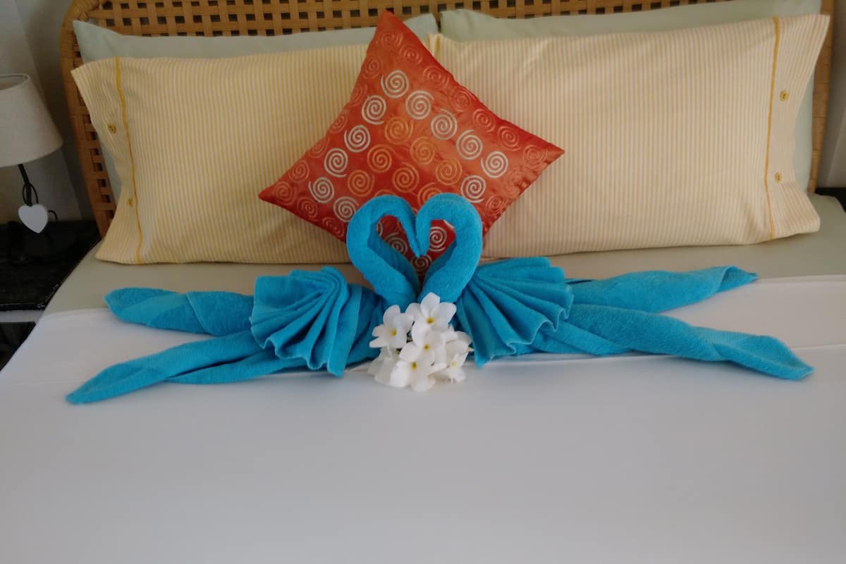 1 Schlafzimmer, hochwertige Bettwaren, Pillowtop-Betten, Minibar