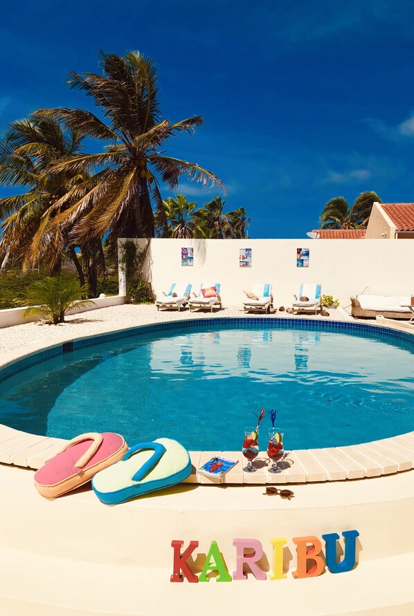 Children’s play area – outdoor