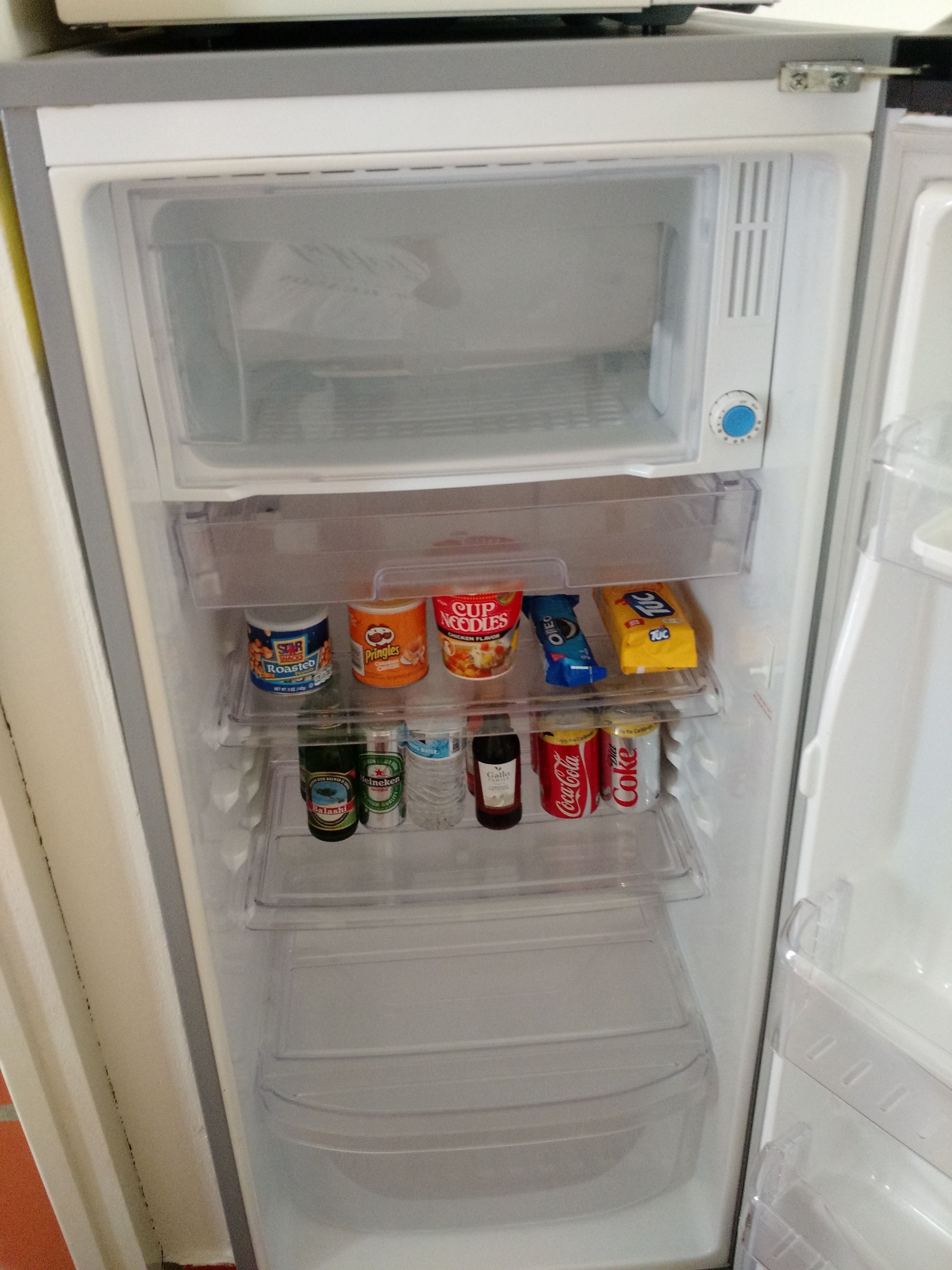 fridge, microwave, freezer