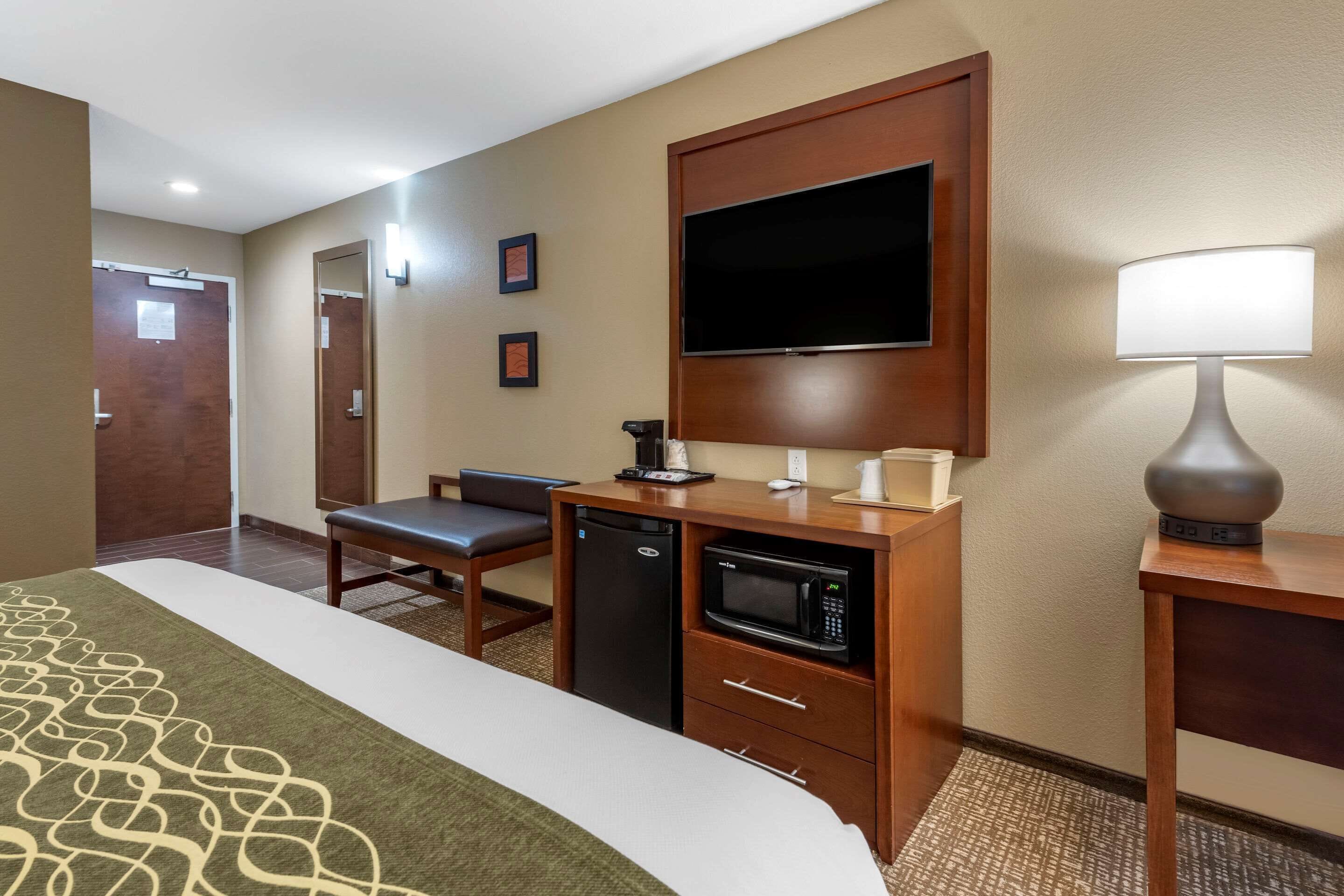 Photo - Comfort Inn & Suites Pittsburgh South