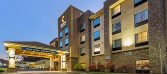 Comfort Inn & Suites Pittsburgh South