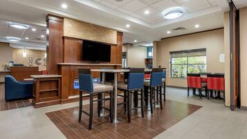 Free daily full breakfast