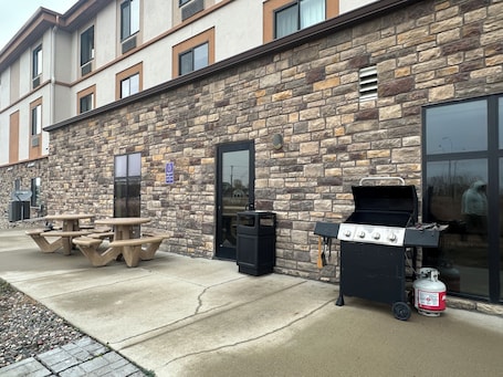 Área de parrillas y picnic