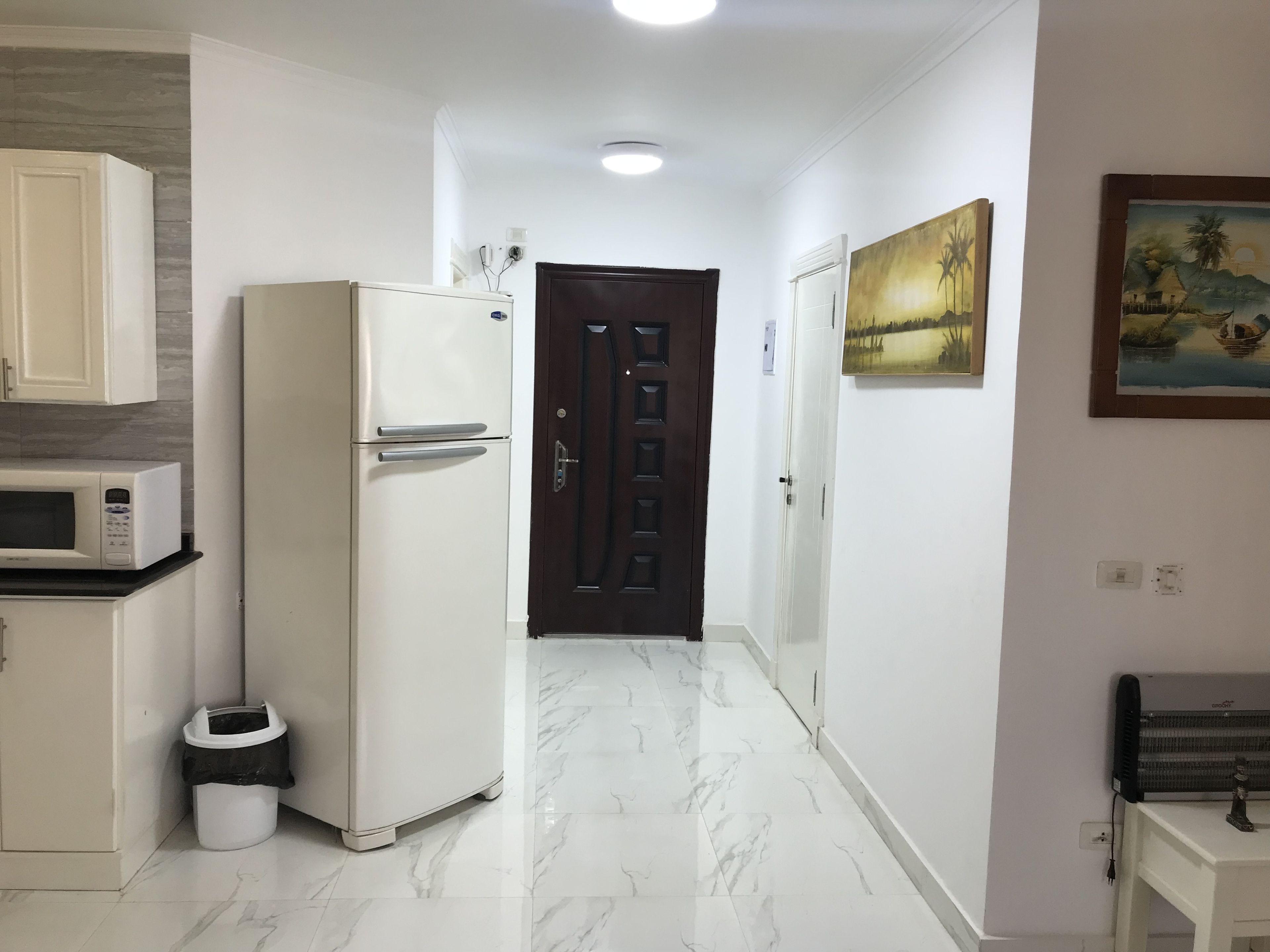 standard apartment, 1 bedroom,311 | living area | 32-inch tv with satellite channels