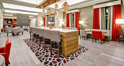 Hampton Inn & Suites by Hilton Medicine Hat