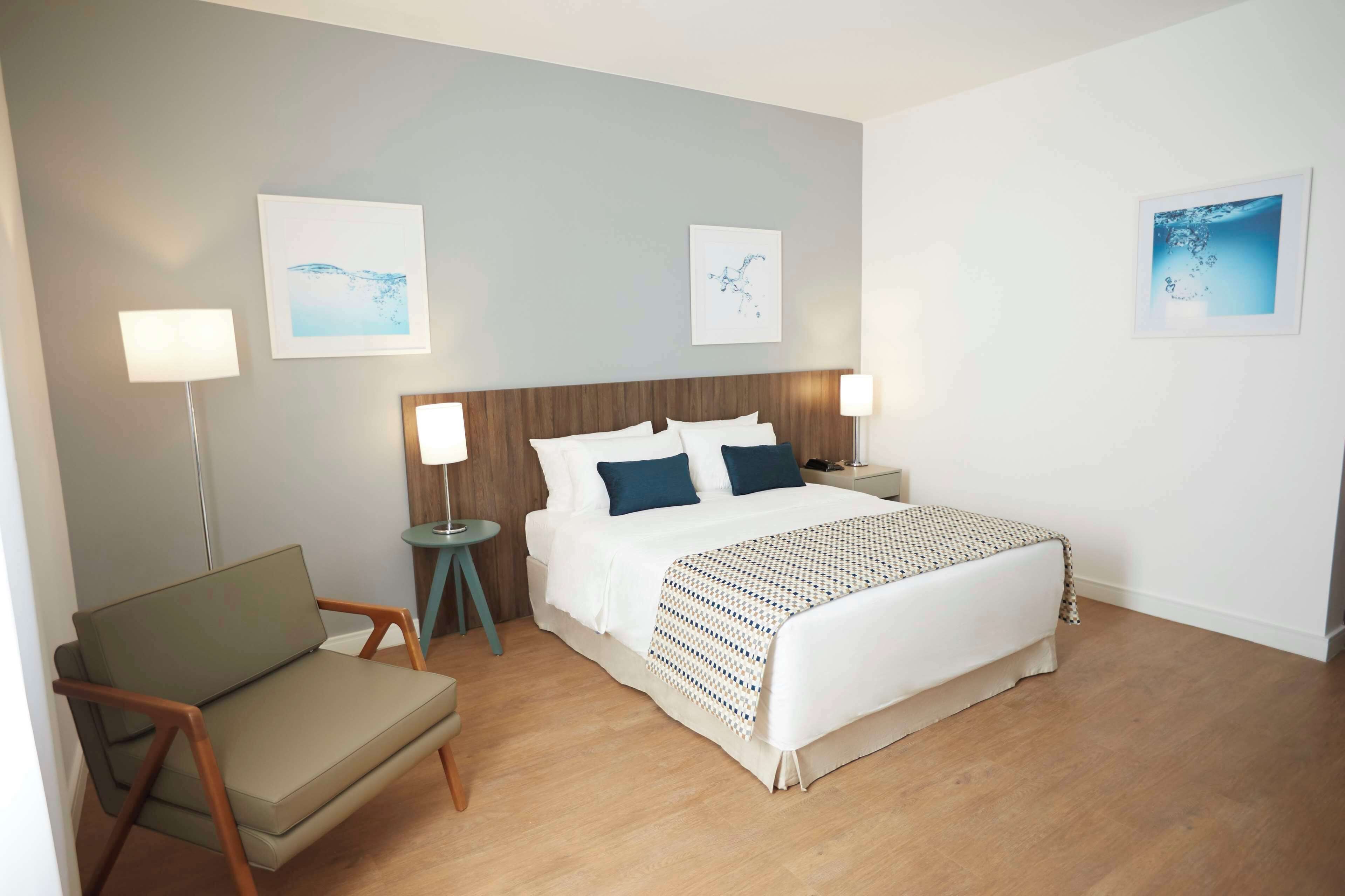 minibar, in-room safe, desk, soundproofing