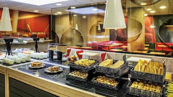 Daily buffet breakfast for a fee