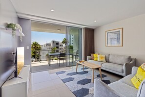 公寓, 2 间卧室 | 笔记本电脑工作区、隔音、熨斗/熨衣板、婴儿床