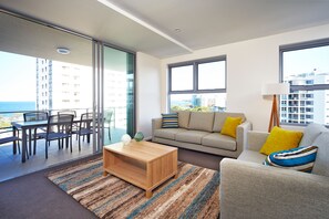 Una televisión de pantalla plana, Netflix, servicios de streaming