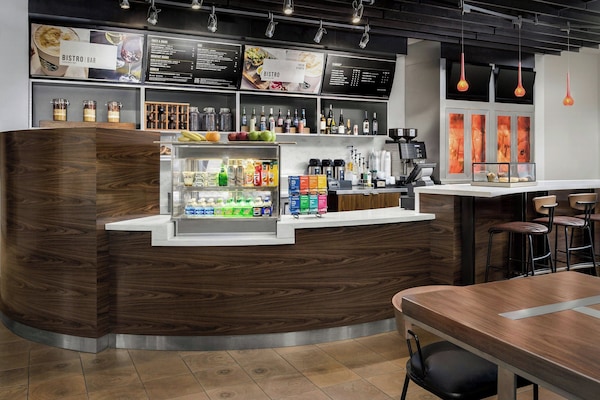 Desayuno para llevar todos los días (con cargo)