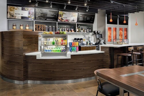 Courtyard Muncie at Horizon Convention Center