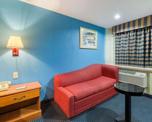 Desk, free WiFi, bed sheets